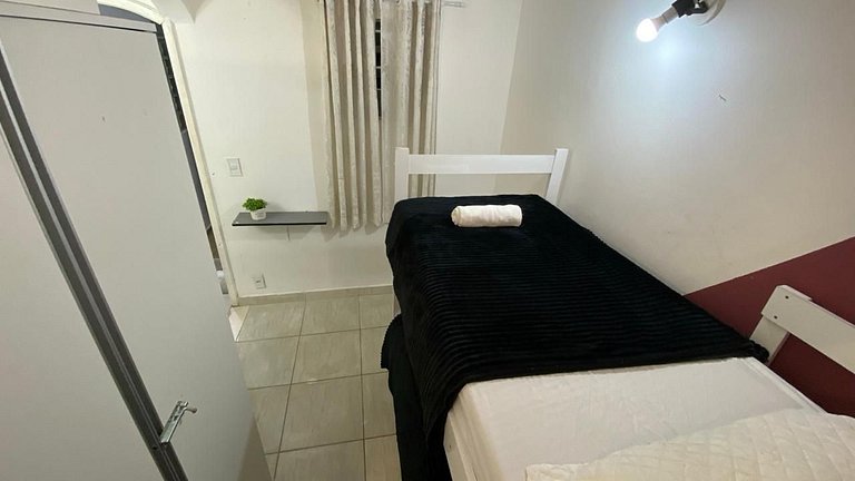 Casa inteira 4 Quartos e banheiros privativos