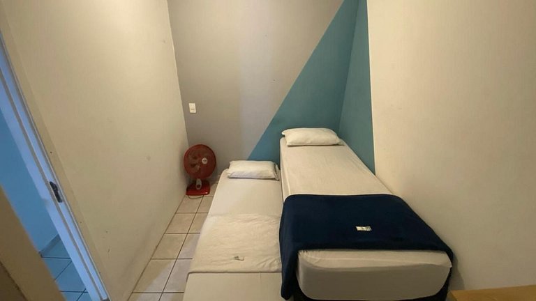 Casa inteira 4 Quartos e banheiros privativos