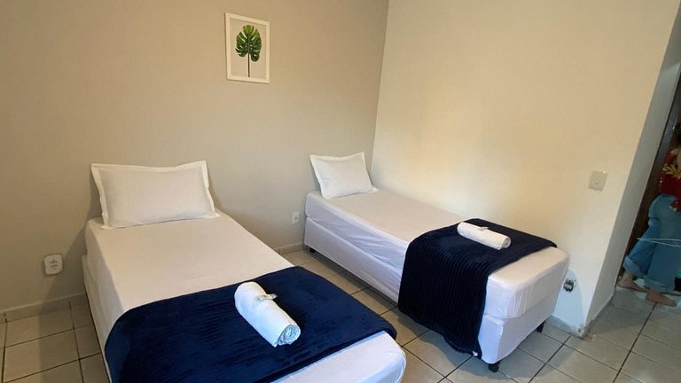 Casa inteira 4 Quartos e banheiros privativos