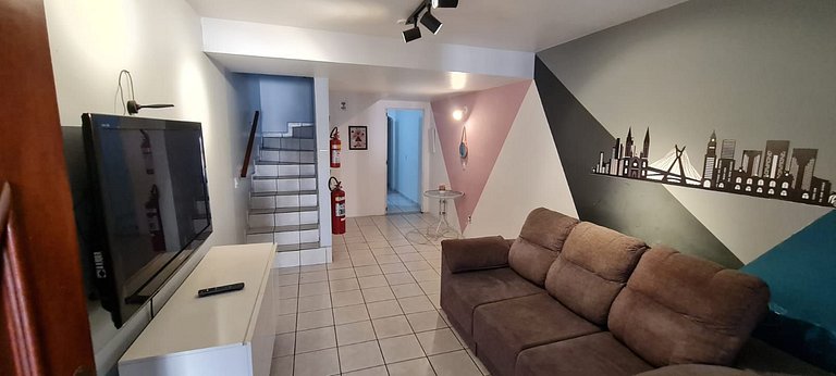 Casa inteira 4 Quartos e banheiros privativos