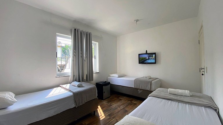 Quarto econômico para 4 pessoas