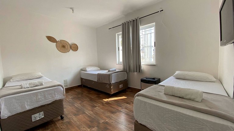 Quarto econômico para 4 pessoas